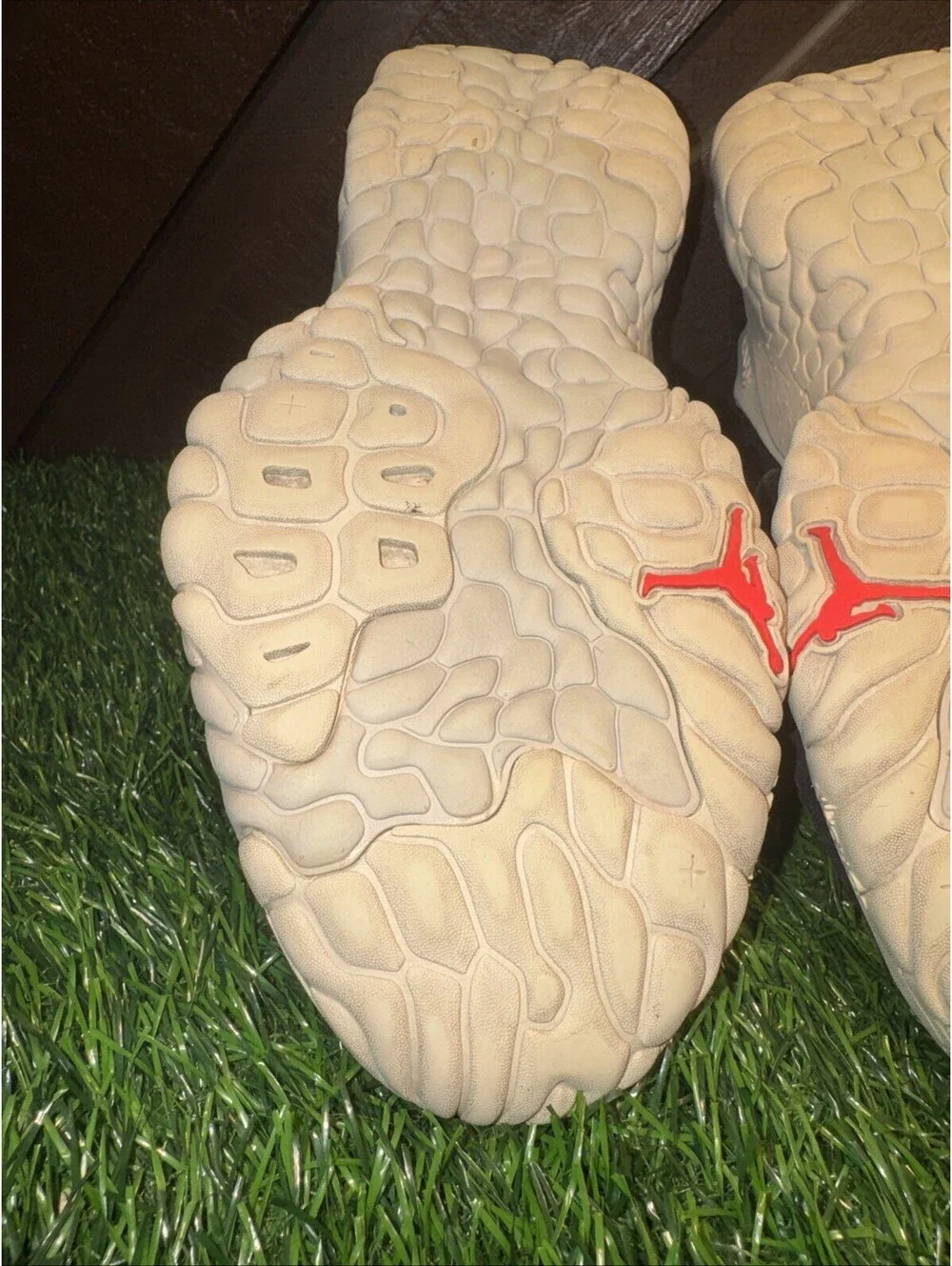 Jordan size 10